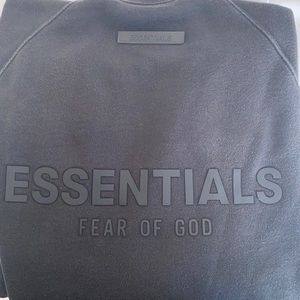 Essentials Crewneck